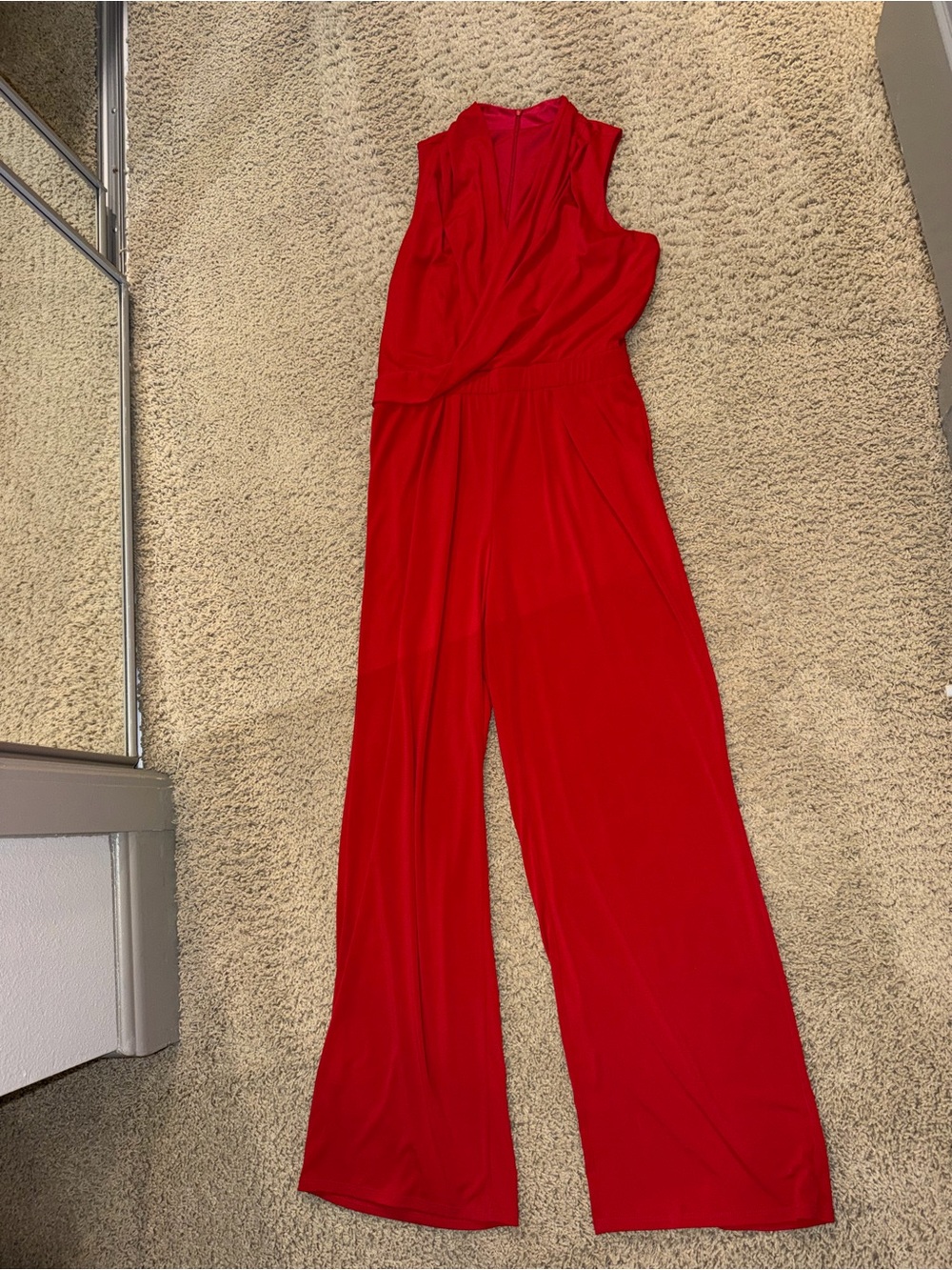 Donna Ricco Red Sleeveless Jumpsuit with Wide Legs